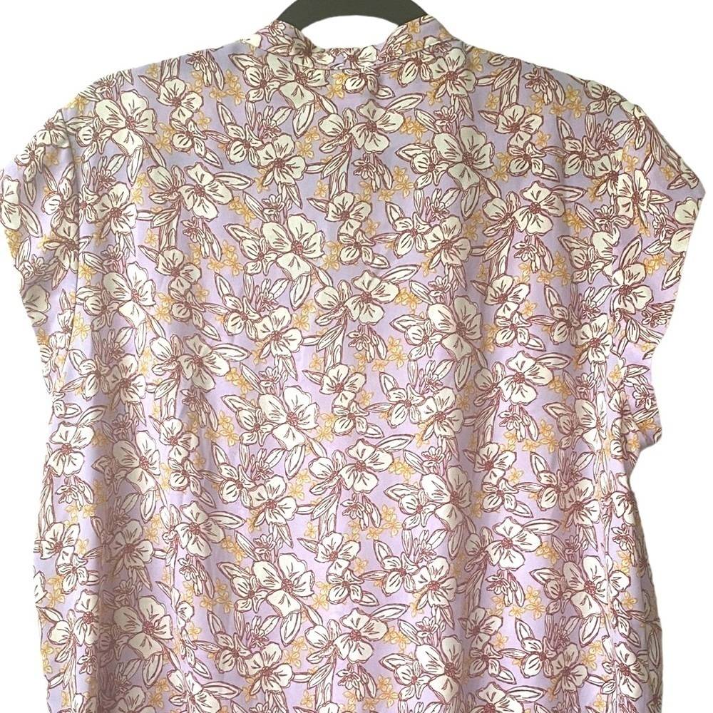 Halogen V Neck Floral Blouse - Picture 6 of 7